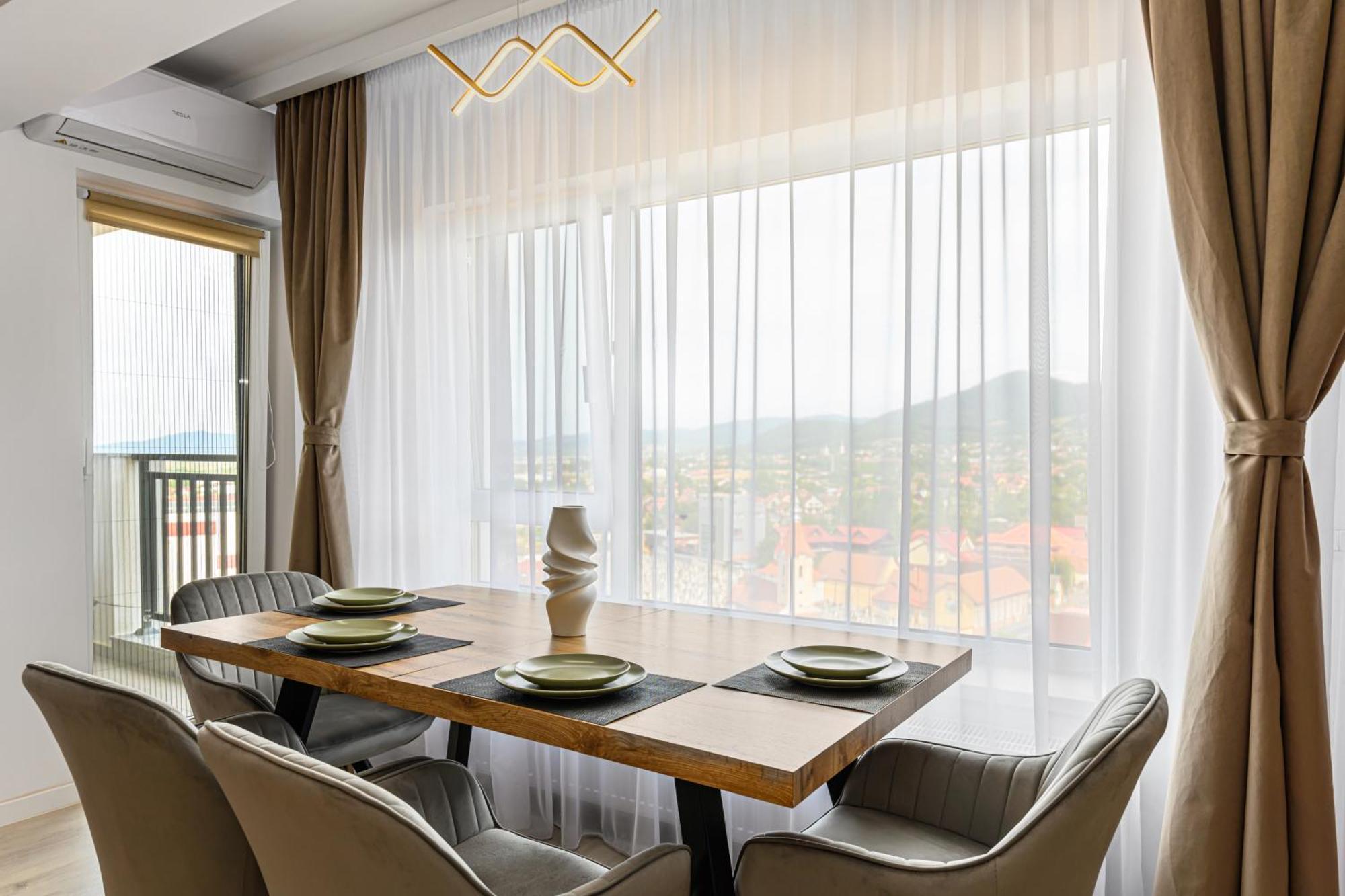 Mountain View Retreat Apartment - Brasov Bagian luar foto